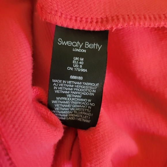 Sweaty Betty Run Crew Neck Pullover in Red - Picture 6 of 7
